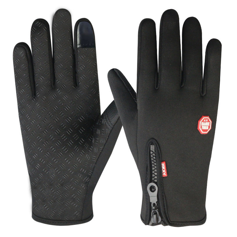 Ski gloves with touchscreen functionality