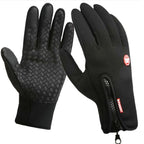 Ski gloves with touchscreen functionality