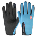 Ski gloves with touchscreen functionality